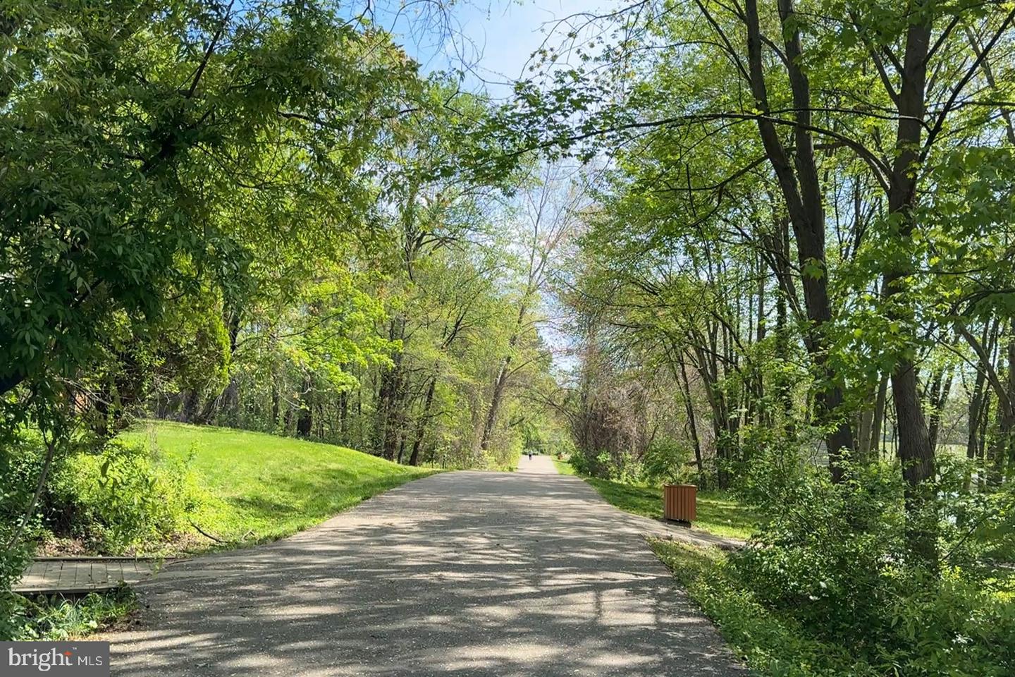 9604 GLENARM CT, BURKE, Virginia 22015, 4 Bedrooms Bedrooms, ,3 BathroomsBathrooms,Residential,For sale,9604 GLENARM CT,VAFX2291518 MLS # VAFX2291518 9604 GLENARM CT, BURKE, Virginia 22015, 4 Bedrooms Bedrooms, ,3 BathroomsBathrooms,Residential,For sale,9604 GLENARM CT,VAFX2291518 MLS # VAFX2291518