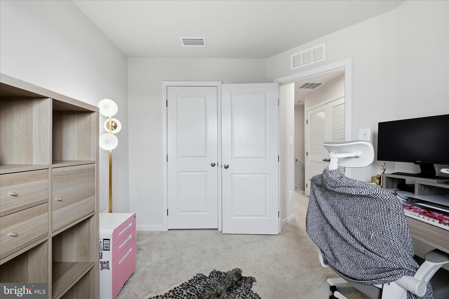 119 KENSINGTON CIR, MIDDLETOWN, Virginia 22645, 3 Bedrooms Bedrooms, ,2 BathroomsBathrooms,Residential,For sale,119 KENSINGTON CIR,VAFV2039680 MLS # VAFV2039680