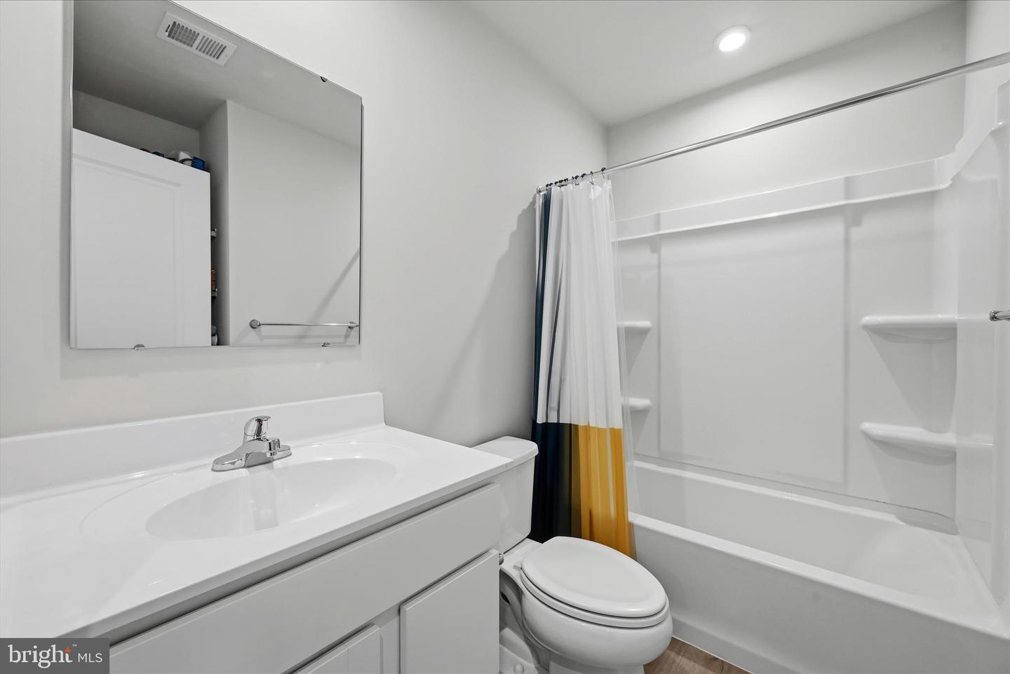 119 KENSINGTON CIR, MIDDLETOWN, Virginia 22645, 3 Bedrooms Bedrooms, ,2 BathroomsBathrooms,Residential,For sale,119 KENSINGTON CIR,VAFV2039680 MLS # VAFV2039680