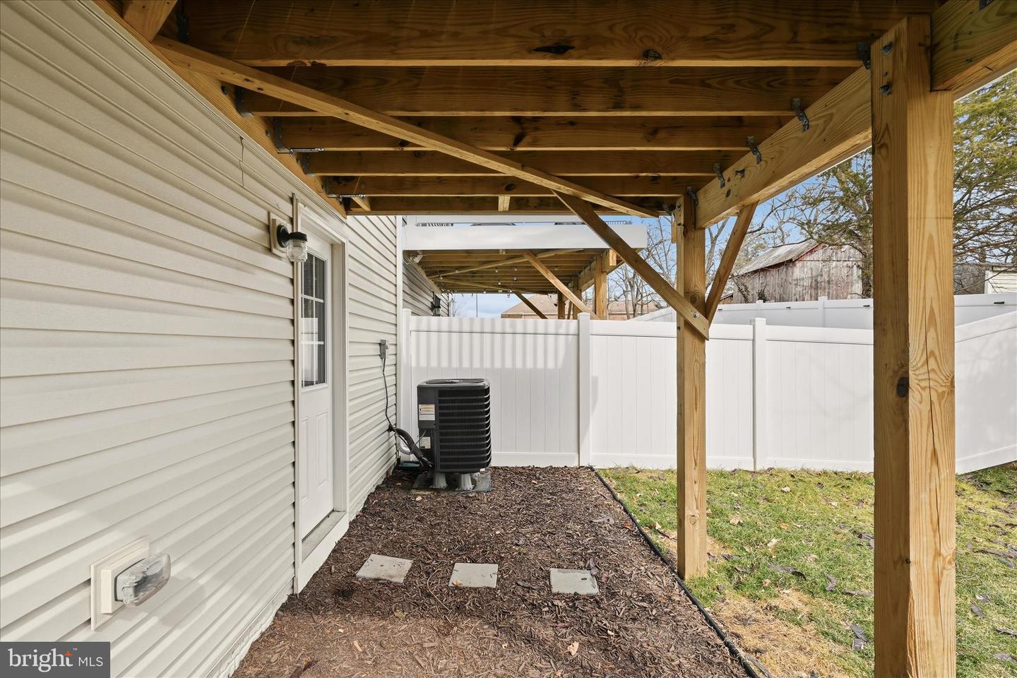 119 KENSINGTON CIR, MIDDLETOWN, Virginia 22645, 3 Bedrooms Bedrooms, ,2 BathroomsBathrooms,Residential,For sale,119 KENSINGTON CIR,VAFV2039680 MLS # VAFV2039680