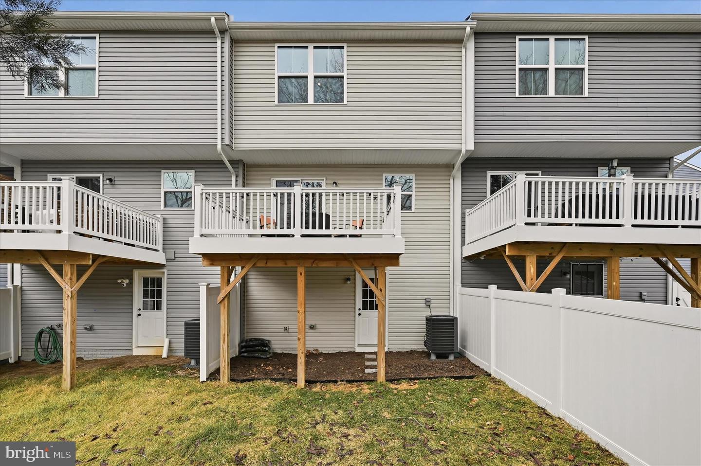 119 KENSINGTON CIR, MIDDLETOWN, Virginia 22645, 3 Bedrooms Bedrooms, ,2 BathroomsBathrooms,Residential,For sale,119 KENSINGTON CIR,VAFV2039680 MLS # VAFV2039680