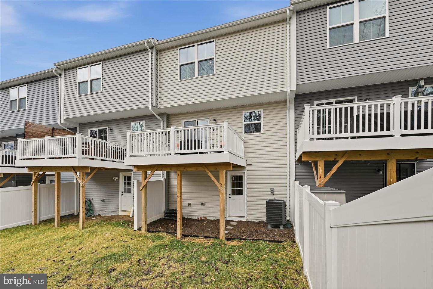 119 KENSINGTON CIR, MIDDLETOWN, Virginia 22645, 3 Bedrooms Bedrooms, ,2 BathroomsBathrooms,Residential,For sale,119 KENSINGTON CIR,VAFV2039680 MLS # VAFV2039680