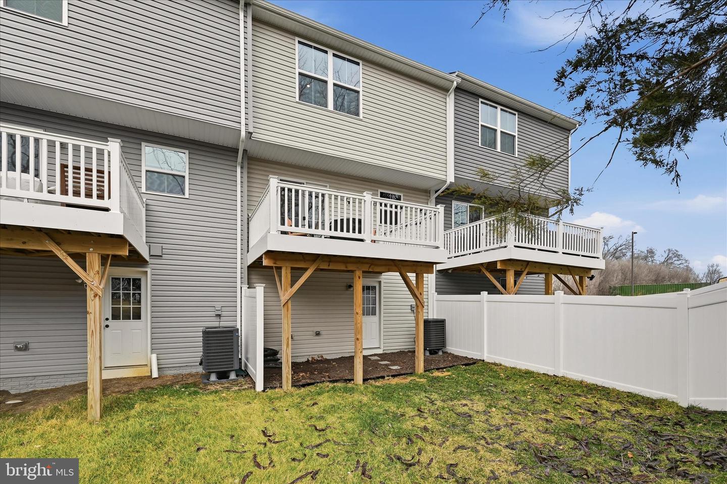 119 KENSINGTON CIR, MIDDLETOWN, Virginia 22645, 3 Bedrooms Bedrooms, ,2 BathroomsBathrooms,Residential,For sale,119 KENSINGTON CIR,VAFV2039680 MLS # VAFV2039680