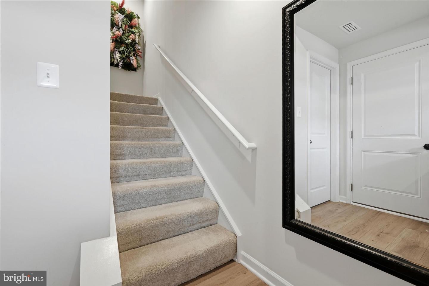 119 KENSINGTON CIR, MIDDLETOWN, Virginia 22645, 3 Bedrooms Bedrooms, ,2 BathroomsBathrooms,Residential,For sale,119 KENSINGTON CIR,VAFV2039680 MLS # VAFV2039680