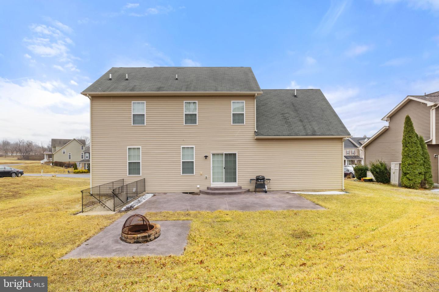 113 COLONIAL DR, CROSS JUNCTION, Virginia 22625, 5 Bedrooms Bedrooms, ,4 BathroomsBathrooms,Residential,For sale,113 COLONIAL DR,VAFV2039724 MLS # VAFV2039724