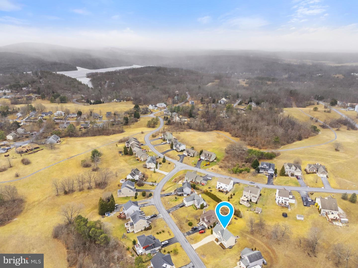 113 COLONIAL DR, CROSS JUNCTION, Virginia 22625, 5 Bedrooms Bedrooms, ,4 BathroomsBathrooms,Residential,For sale,113 COLONIAL DR,VAFV2039724 MLS # VAFV2039724