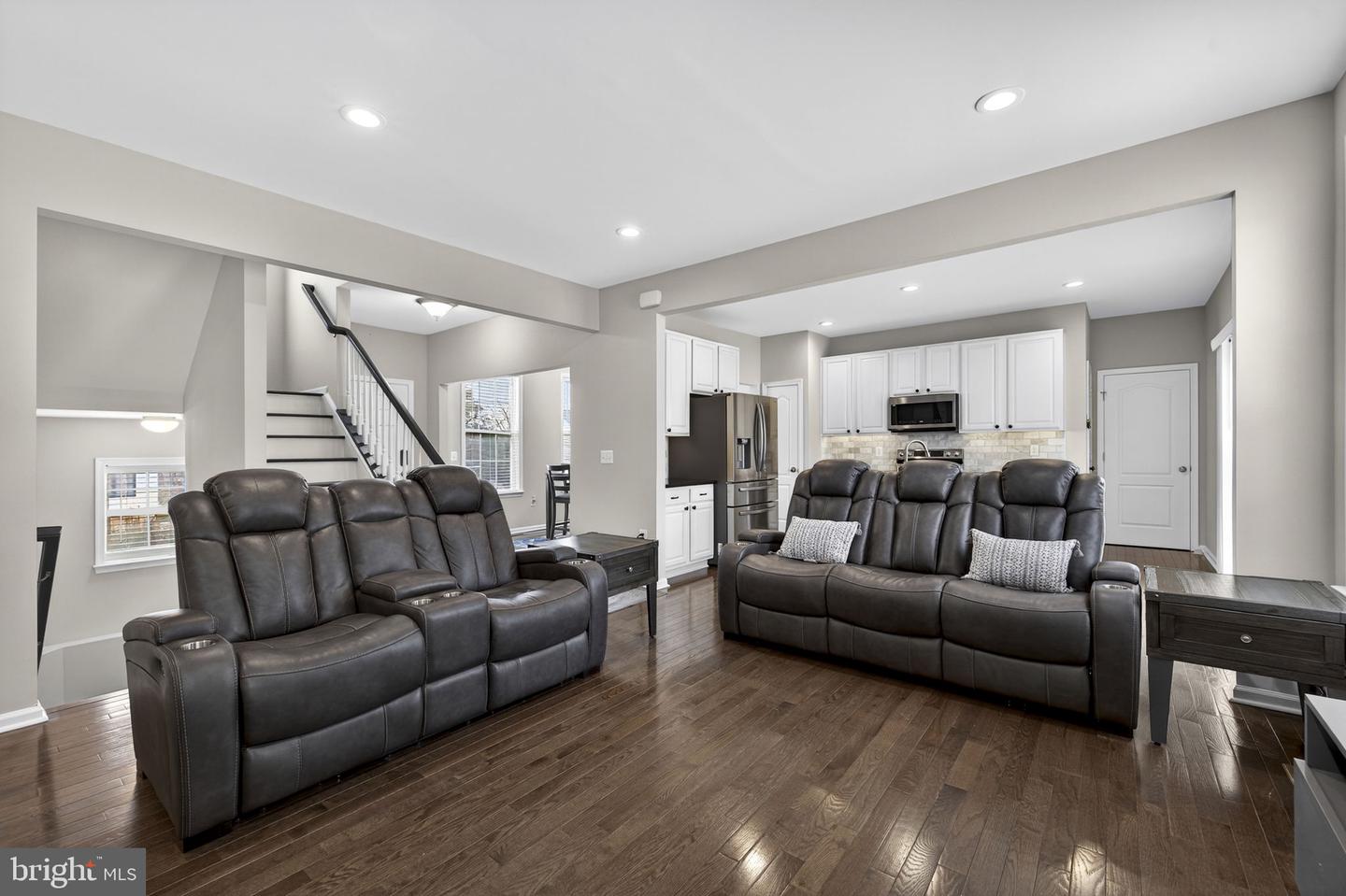 113 COLONIAL DR, CROSS JUNCTION, Virginia 22625, 5 Bedrooms Bedrooms, ,4 BathroomsBathrooms,Residential,For sale,113 COLONIAL DR,VAFV2039724 MLS # VAFV2039724