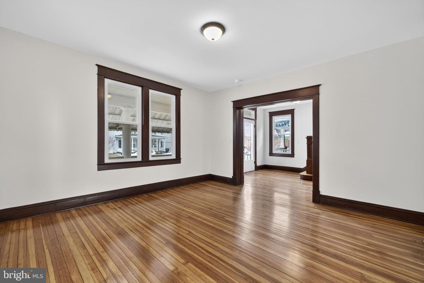 320 E PICCADILLY ST, WINCHESTER, Virginia 22601, 3 Bedrooms Bedrooms, ,2 BathroomsBathrooms,Residential,For sale,320 E PICCADILLY ST,VAWI2010018 MLS # VAWI2010018