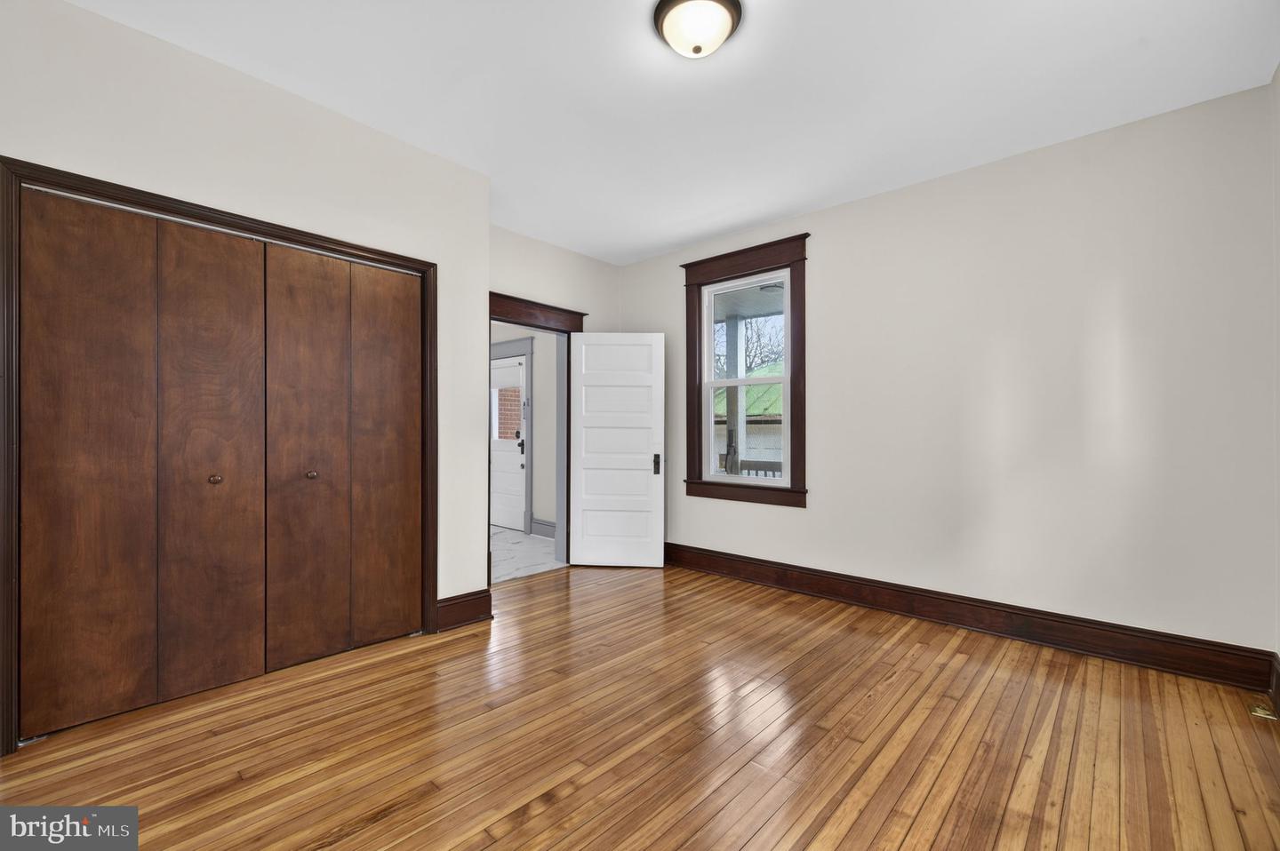 320 E PICCADILLY ST, WINCHESTER, Virginia 22601, 3 Bedrooms Bedrooms, ,2 BathroomsBathrooms,Residential,For sale,320 E PICCADILLY ST,VAWI2010018 MLS # VAWI2010018