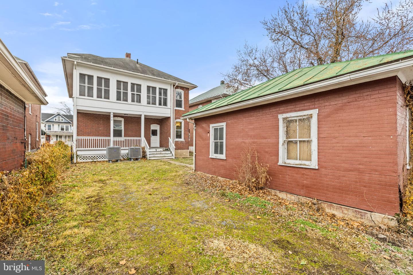 320 E PICCADILLY ST, WINCHESTER, Virginia 22601, 3 Bedrooms Bedrooms, ,2 BathroomsBathrooms,Residential,For sale,320 E PICCADILLY ST,VAWI2010018 MLS # VAWI2010018