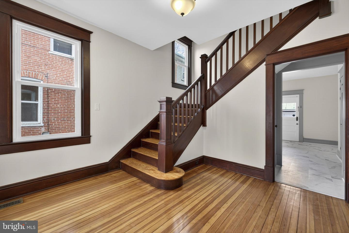 320 E PICCADILLY ST, WINCHESTER, Virginia 22601, 3 Bedrooms Bedrooms, ,2 BathroomsBathrooms,Residential,For sale,320 E PICCADILLY ST,VAWI2010018 MLS # VAWI2010018