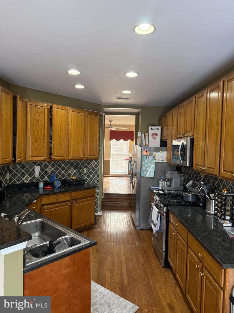 6332 ROBERT TODD CT, ALEXANDRIA, Virginia 22312, 2 Bedrooms Bedrooms, 10 Rooms Rooms,3 BathroomsBathrooms,Residential,For sale,6332 ROBERT TODD CT,VAFX2292152 MLS # VAFX2292152 6332 ROBERT TODD CT, ALEXANDRIA, Virginia 22312, 2 Bedrooms Bedrooms, 10 Rooms Rooms,3 BathroomsBathrooms,Residential,For sale,6332 ROBERT TODD CT,VAFX2292152 MLS # VAFX2292152