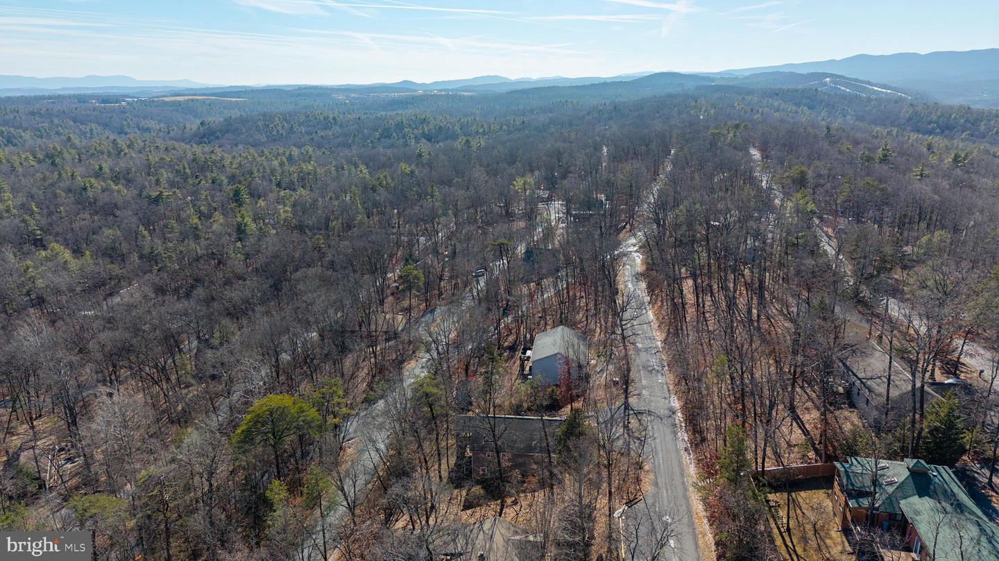 86 MAPLE AVE, MOUNT JACKSON, Virginia 22842, 3 Bedrooms Bedrooms, 10 Rooms Rooms,2 BathroomsBathrooms,Residential,For sale,86 MAPLE AVE,VASH2013646 MLS # VASH2013646