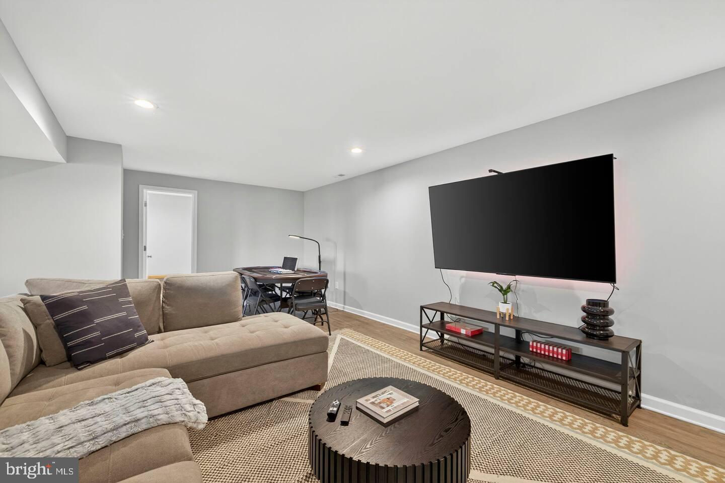 351 DONNA CT, FRONT ROYAL, Virginia 22630, 4 Bedrooms Bedrooms, 7 Rooms Rooms,3 BathroomsBathrooms,Residential,For sale,351 DONNA CT,VAWR2013482 MLS # VAWR2013482