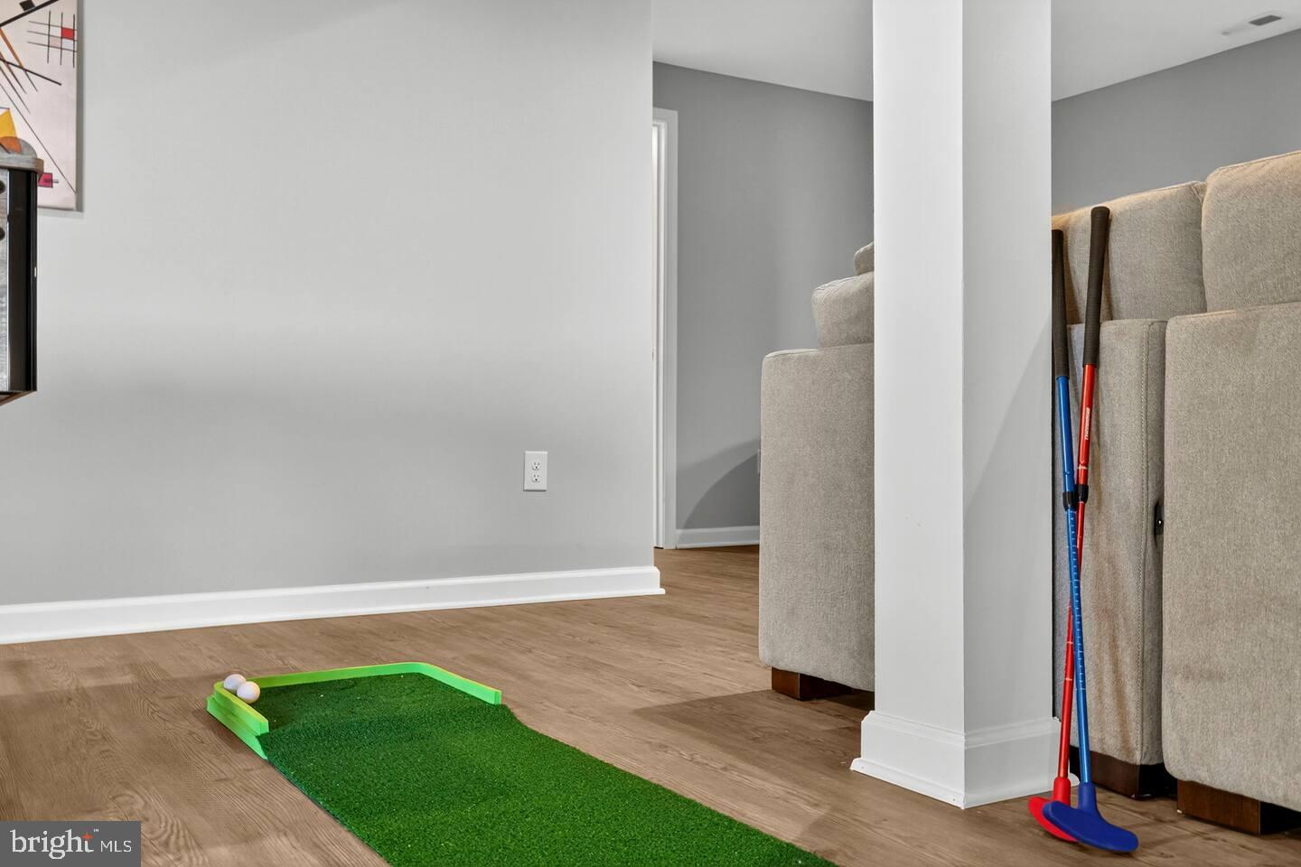 351 DONNA CT, FRONT ROYAL, Virginia 22630, 4 Bedrooms Bedrooms, 7 Rooms Rooms,3 BathroomsBathrooms,Residential,For sale,351 DONNA CT,VAWR2013482 MLS # VAWR2013482