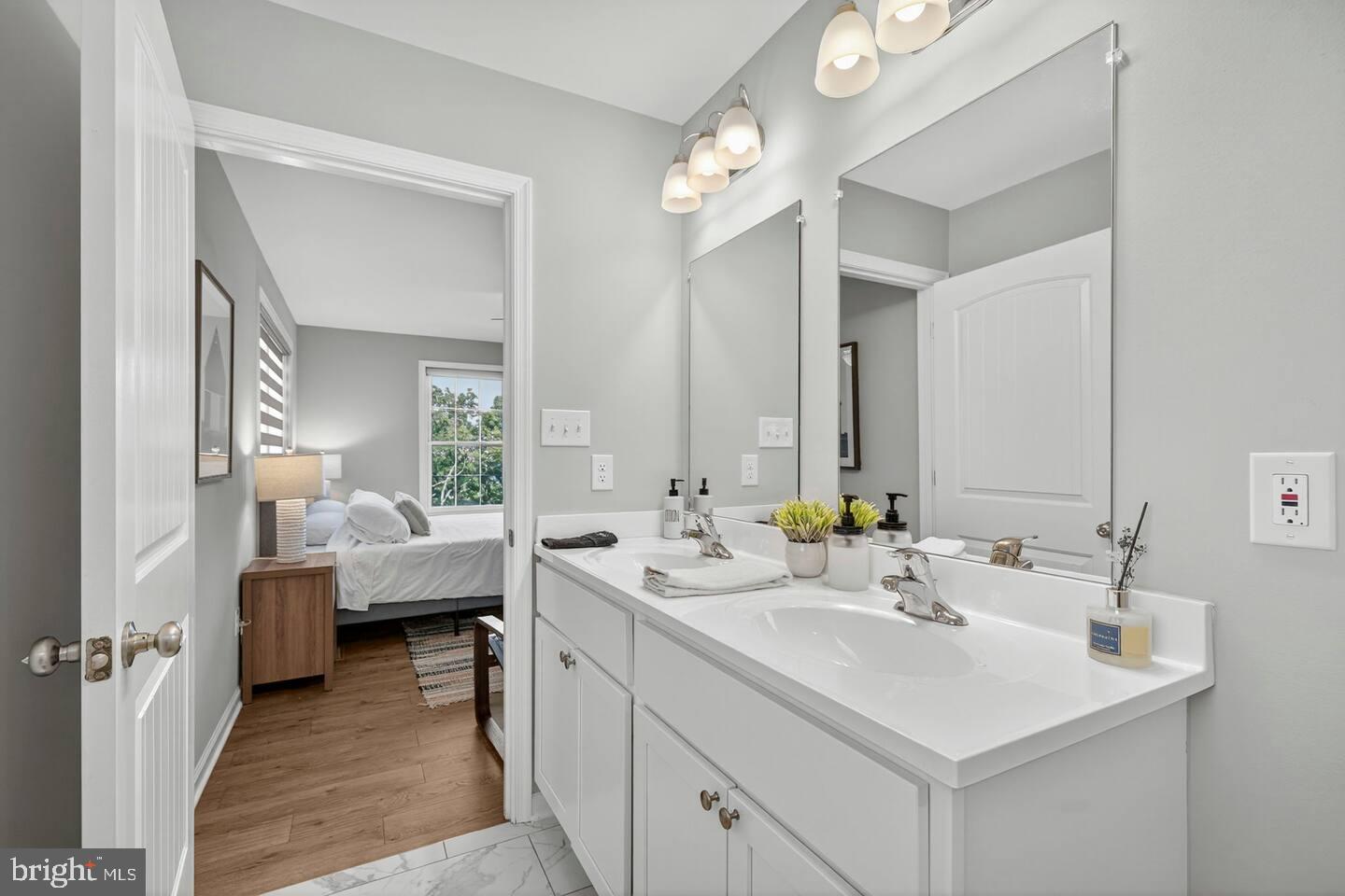 351 DONNA CT, FRONT ROYAL, Virginia 22630, 4 Bedrooms Bedrooms, 7 Rooms Rooms,3 BathroomsBathrooms,Residential,For sale,351 DONNA CT,VAWR2013482 MLS # VAWR2013482