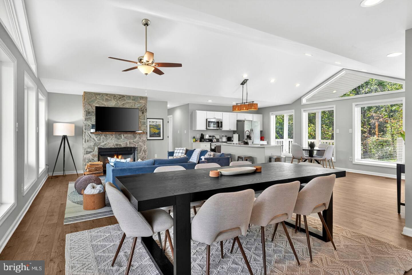 351 DONNA CT, FRONT ROYAL, Virginia 22630, 4 Bedrooms Bedrooms, 7 Rooms Rooms,3 BathroomsBathrooms,Residential,For sale,351 DONNA CT,VAWR2013482 MLS # VAWR2013482