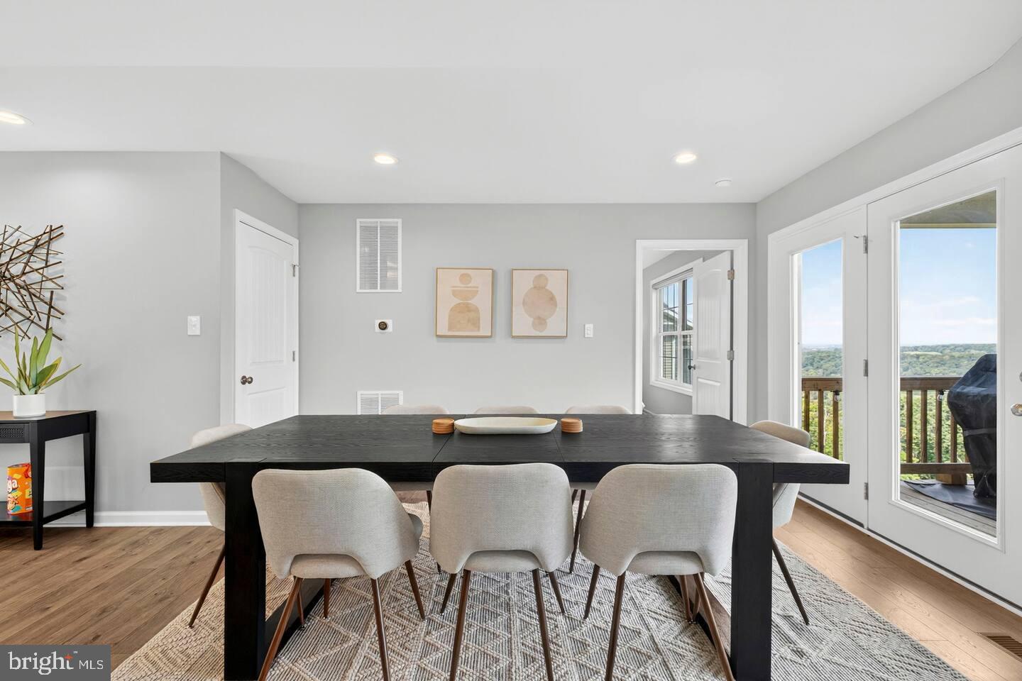 351 DONNA CT, FRONT ROYAL, Virginia 22630, 4 Bedrooms Bedrooms, 7 Rooms Rooms,3 BathroomsBathrooms,Residential,For sale,351 DONNA CT,VAWR2013482 MLS # VAWR2013482