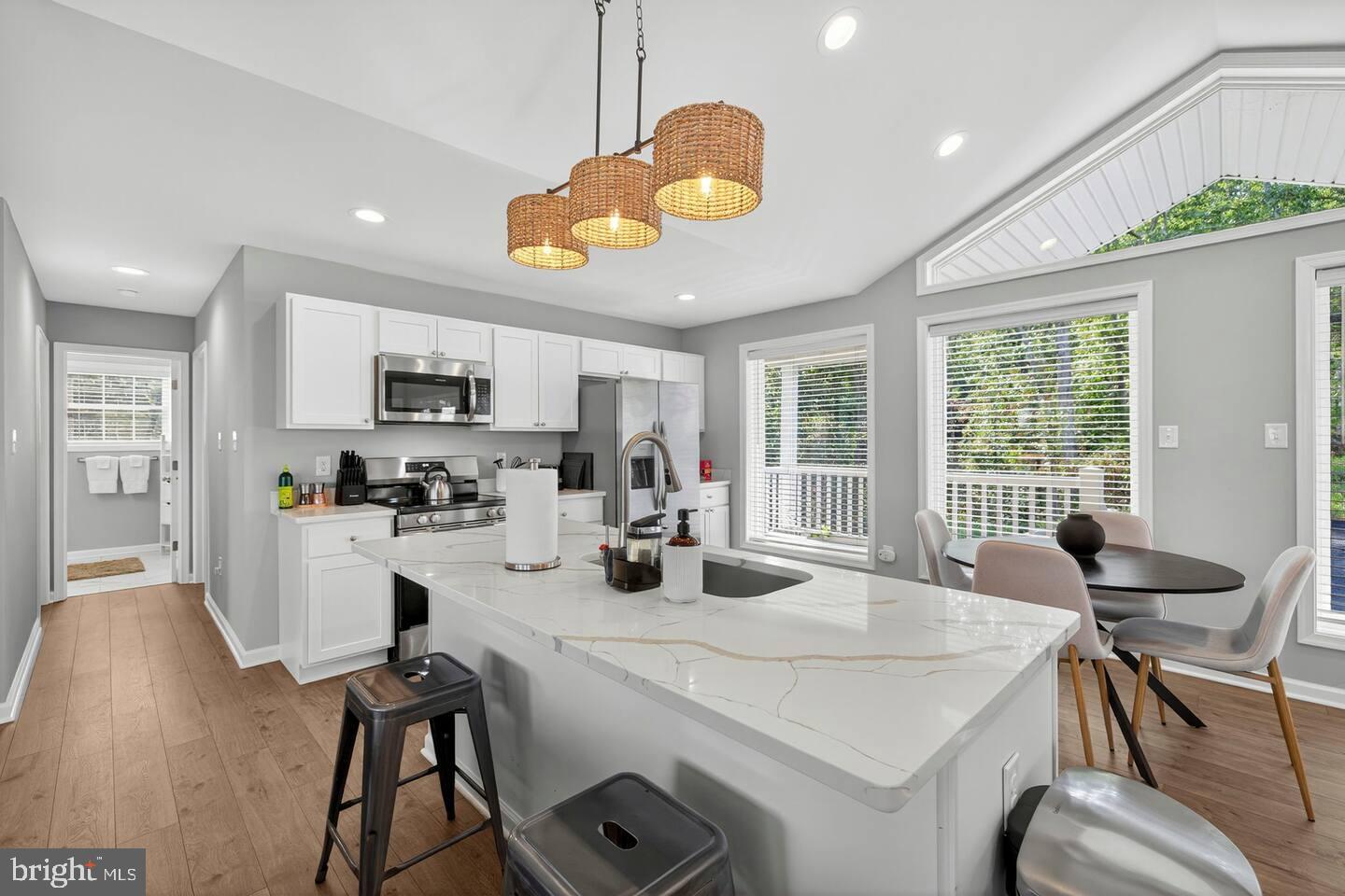 351 DONNA CT, FRONT ROYAL, Virginia 22630, 4 Bedrooms Bedrooms, 7 Rooms Rooms,3 BathroomsBathrooms,Residential,For sale,351 DONNA CT,VAWR2013482 MLS # VAWR2013482