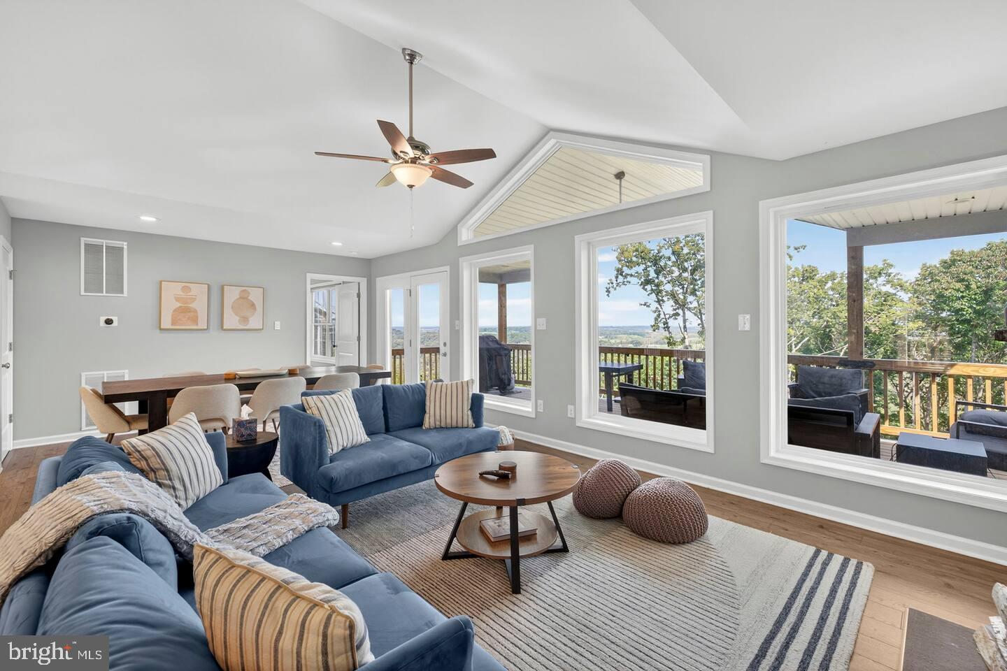 351 DONNA CT, FRONT ROYAL, Virginia 22630, 4 Bedrooms Bedrooms, 7 Rooms Rooms,3 BathroomsBathrooms,Residential,For sale,351 DONNA CT,VAWR2013482 MLS # VAWR2013482