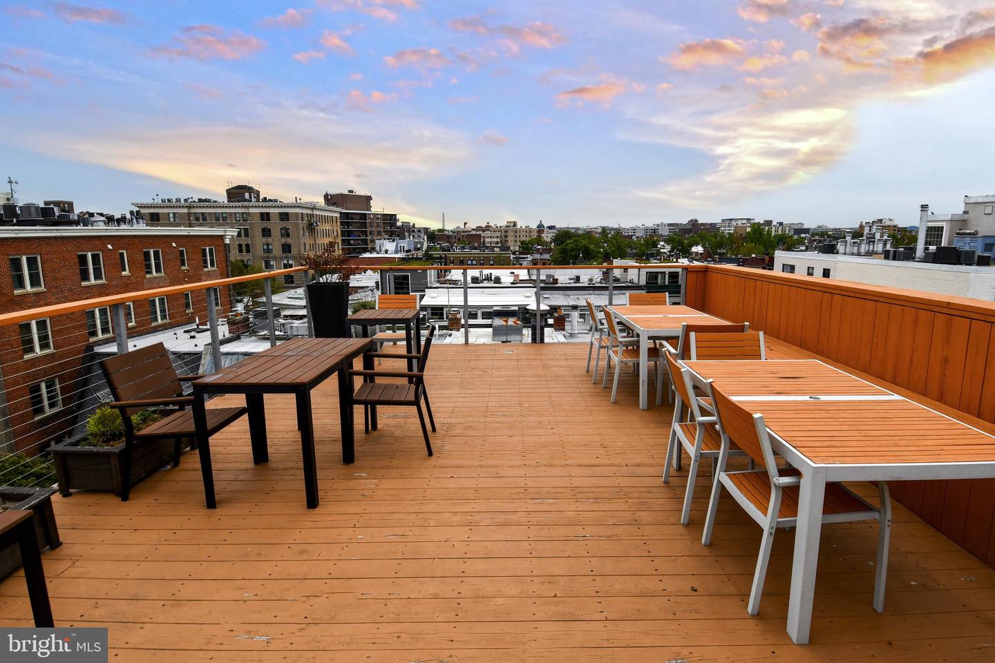 1731 WILLARD ST NW #105, WASHINGTON, District Of Columbia 20009, 1 Bedroom Bedrooms, ,2 BathroomsBathrooms,Residential,For sale,1731 WILLARD ST NW #105,DCDC2247272 MLS # DCDC2247272