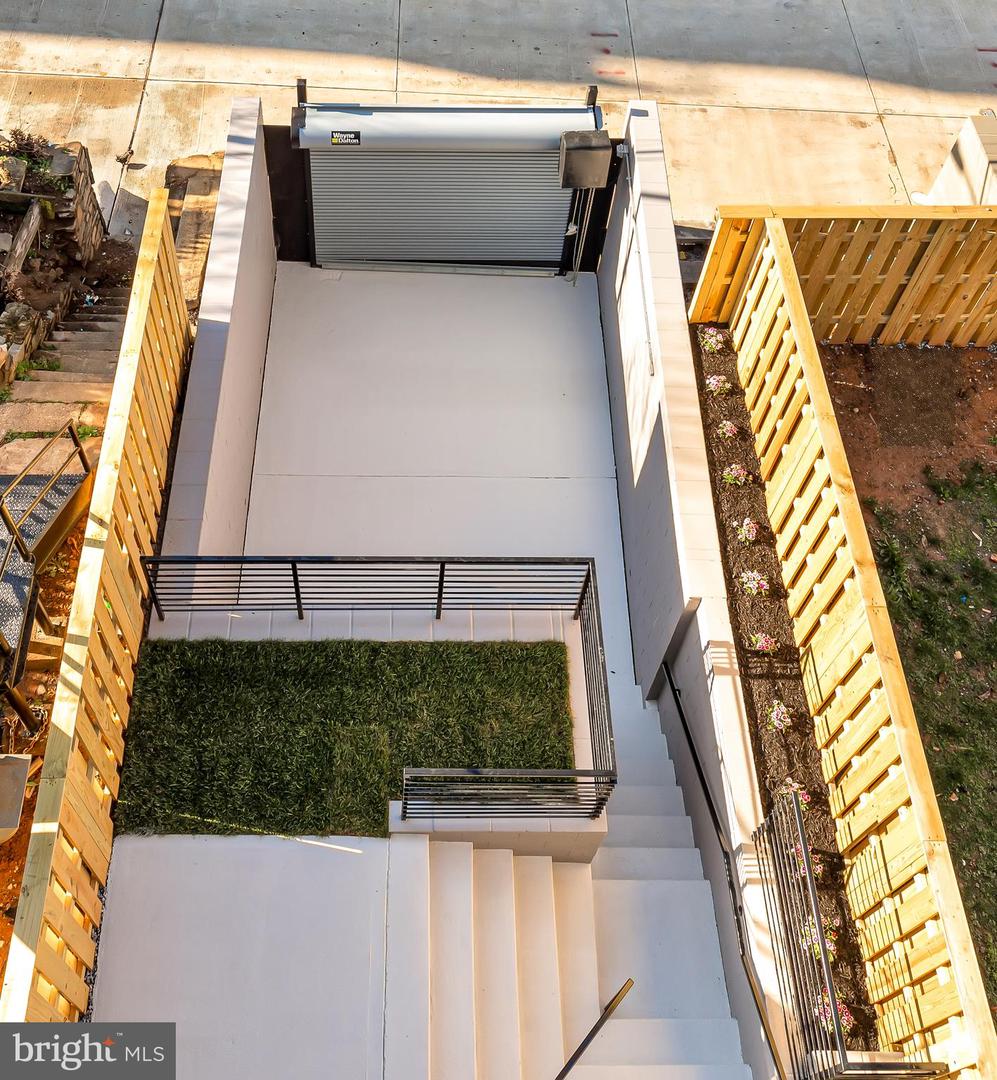 41 Q ST NE #2, WASHINGTON, District Of Columbia 20002, 3 Bedrooms Bedrooms, ,3 BathroomsBathrooms,Residential,For sale,41 Q ST NE #2,DCDC2247284 MLS # DCDC2247284 41 Q ST NE #2, WASHINGTON, District Of Columbia 20002, 3 Bedrooms Bedrooms, ,3 BathroomsBathrooms,Residential,For sale,41 Q ST NE #2,DCDC2247284 MLS # DCDC2247284