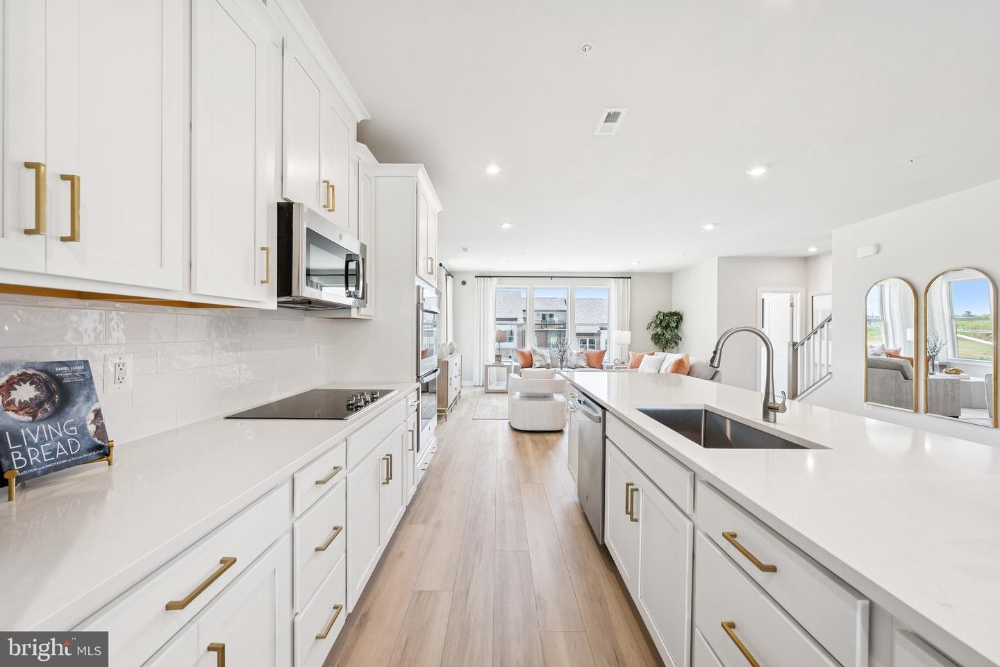 8696 LOVELACE ST, MANASSAS, Virginia 20109, 3 Bedrooms Bedrooms, ,2 BathroomsBathrooms,Residential,For sale,8696 LOVELACE ST,VAPW2113052 MLS # VAPW2113052