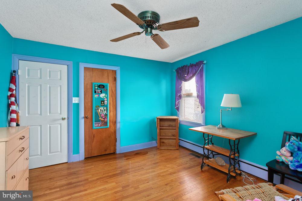 430 SUNRISE AVE, HARRISONBURG, Virginia 22801, 3 Bedrooms Bedrooms, ,2 BathroomsBathrooms,Residential,For sale,430 SUNRISE AVE,VAHC2000562 MLS # VAHC2000562