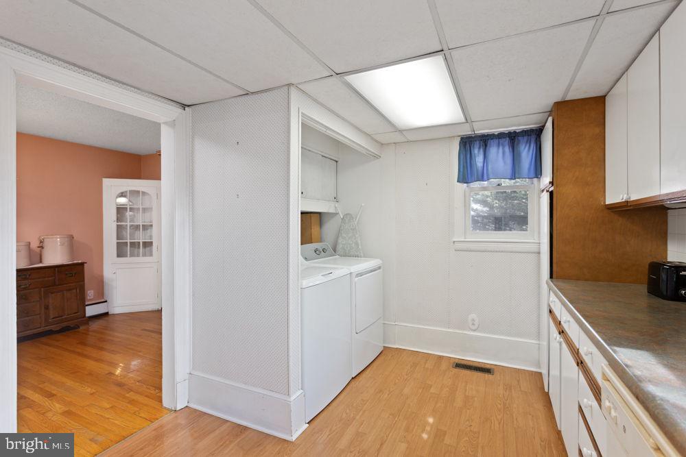 430 SUNRISE AVE, HARRISONBURG, Virginia 22801, 3 Bedrooms Bedrooms, ,2 BathroomsBathrooms,Residential,For sale,430 SUNRISE AVE,VAHC2000562 MLS # VAHC2000562