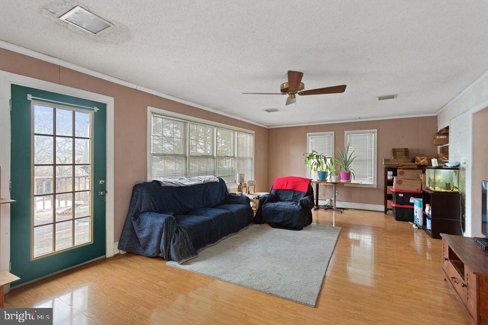 430 SUNRISE AVE, HARRISONBURG, Virginia 22801, 3 Bedrooms Bedrooms, ,2 BathroomsBathrooms,Residential,For sale,430 SUNRISE AVE,VAHC2000562 MLS # VAHC2000562