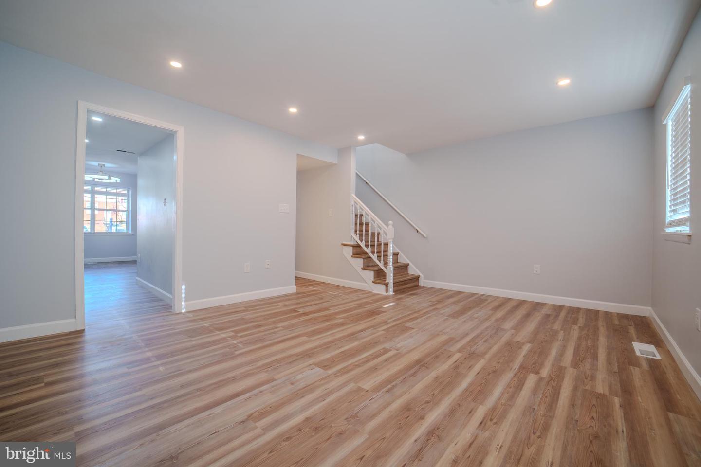 4415 ENSBROOK LN, WOODBRIDGE, Virginia 22193, 3 Bedrooms Bedrooms, ,3 BathroomsBathrooms,Residential,For sale,4415 ENSBROOK LN,VAPW2113064 MLS # VAPW2113064