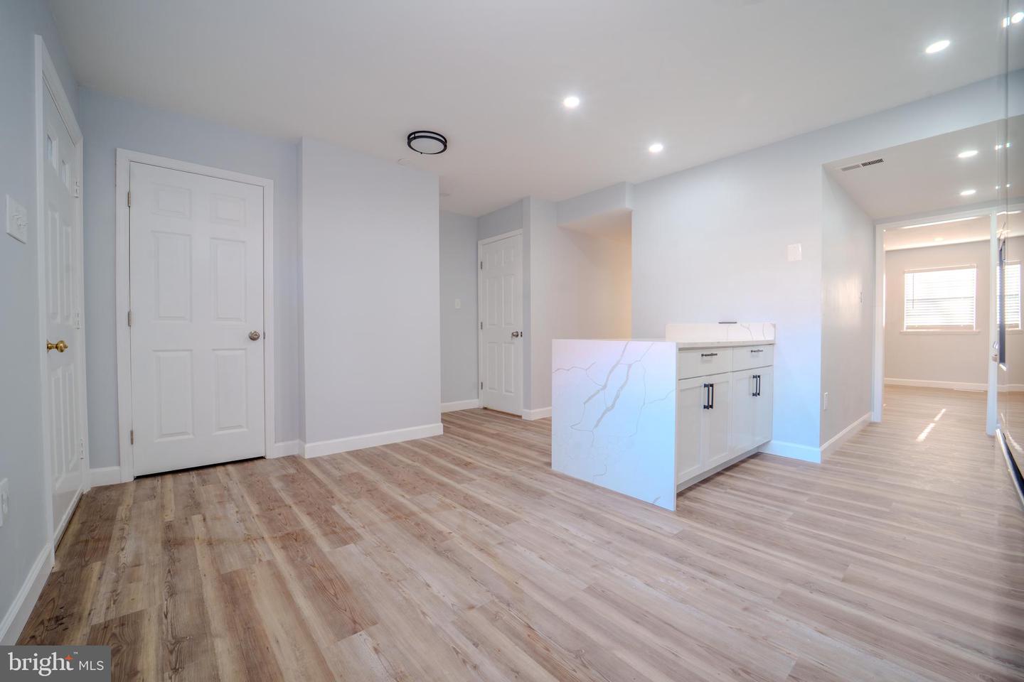 4415 ENSBROOK LN, WOODBRIDGE, Virginia 22193, 3 Bedrooms Bedrooms, ,3 BathroomsBathrooms,Residential,For sale,4415 ENSBROOK LN,VAPW2113064 MLS # VAPW2113064