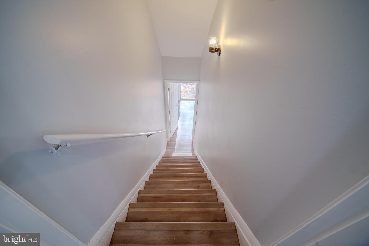 4415 ENSBROOK LN, WOODBRIDGE, Virginia 22193, 3 Bedrooms Bedrooms, ,3 BathroomsBathrooms,Residential,For sale,4415 ENSBROOK LN,VAPW2113064 MLS # VAPW2113064