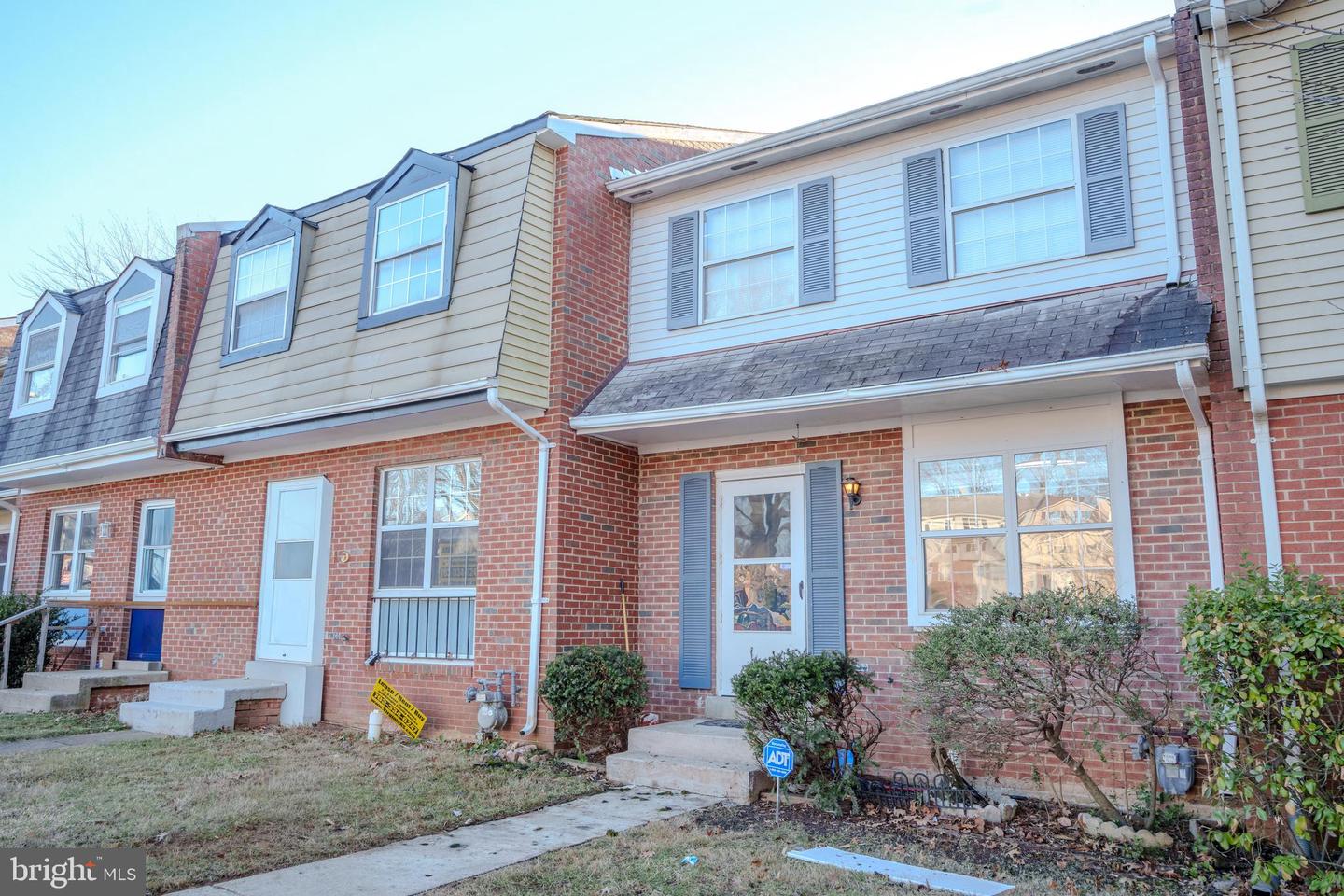 4415 ENSBROOK LN, WOODBRIDGE, Virginia 22193, 3 Bedrooms Bedrooms, ,3 BathroomsBathrooms,Residential,For sale,4415 ENSBROOK LN,VAPW2113064 MLS # VAPW2113064