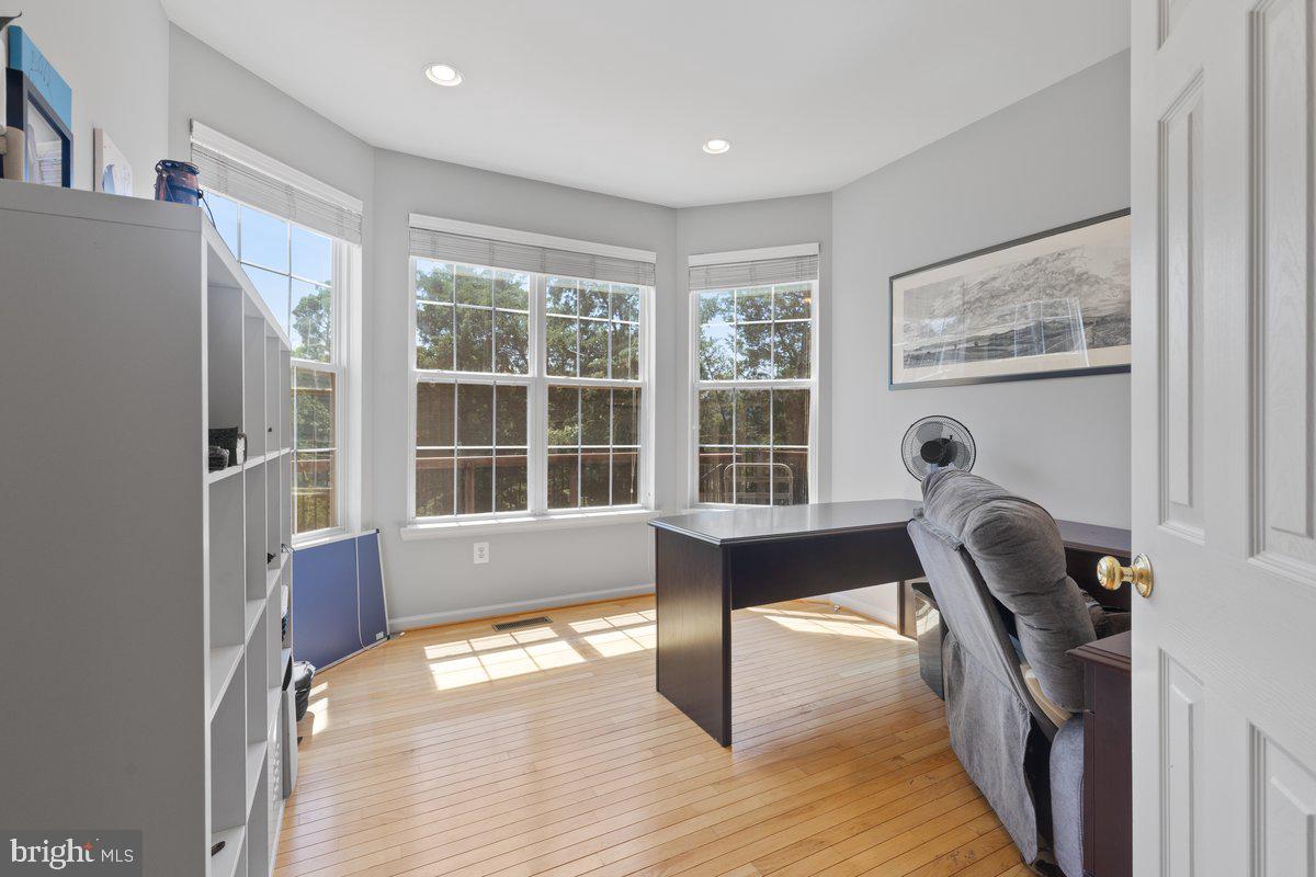 8341 TILLETT LOOP, MANASSAS, Virginia 20110, 4 Bedrooms Bedrooms, ,2 BathroomsBathrooms,Residential,For sale,8341 TILLETT LOOP,VAMN2008434 MLS # VAMN2008434