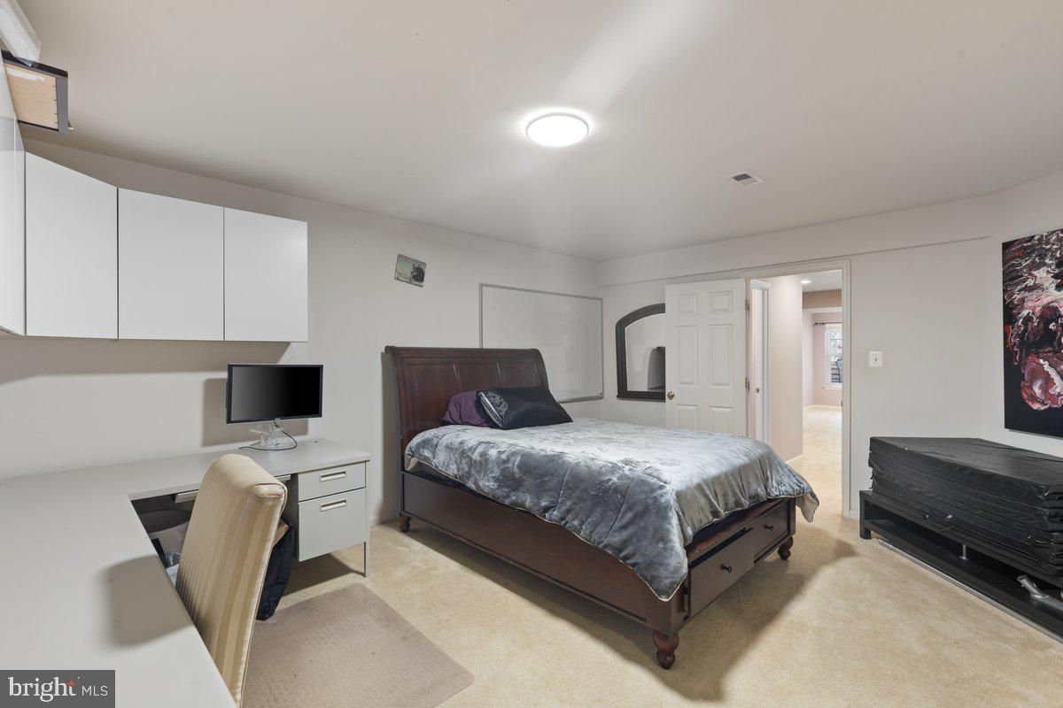 8341 TILLETT LOOP, MANASSAS, Virginia 20110, 4 Bedrooms Bedrooms, ,2 BathroomsBathrooms,Residential,For sale,8341 TILLETT LOOP,VAMN2008434 MLS # VAMN2008434