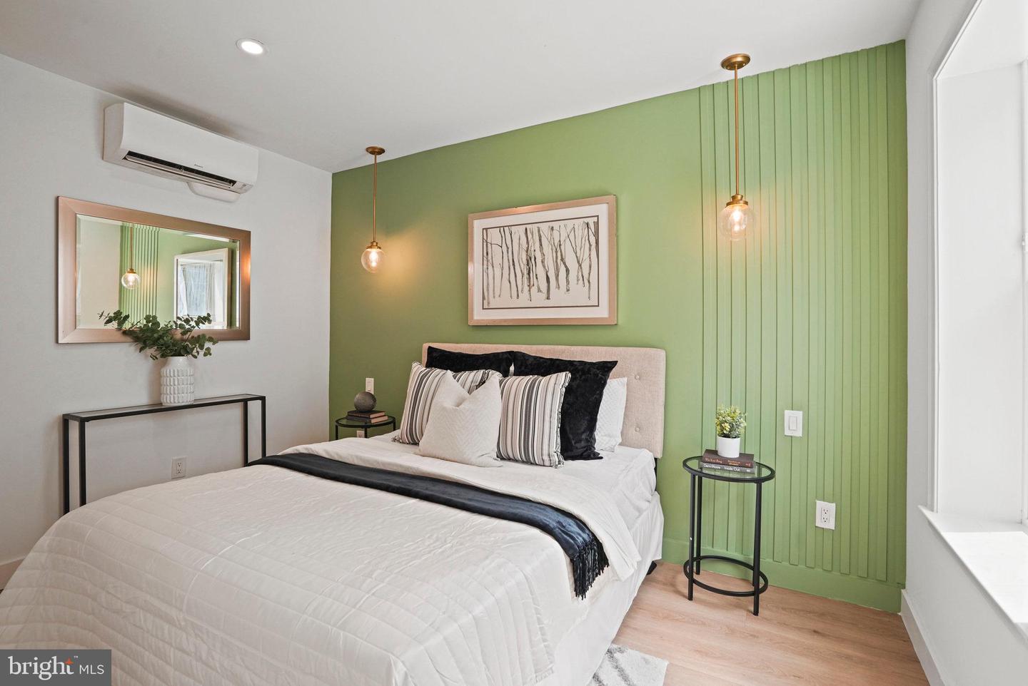 1845 CORCORAN ST NE, WASHINGTON, District Of Columbia 20002, 2 Bedrooms Bedrooms, ,1 BathroomBathrooms,Residential,For sale,1845 CORCORAN ST NE,DCDC2212780 MLS # DCDC2212780