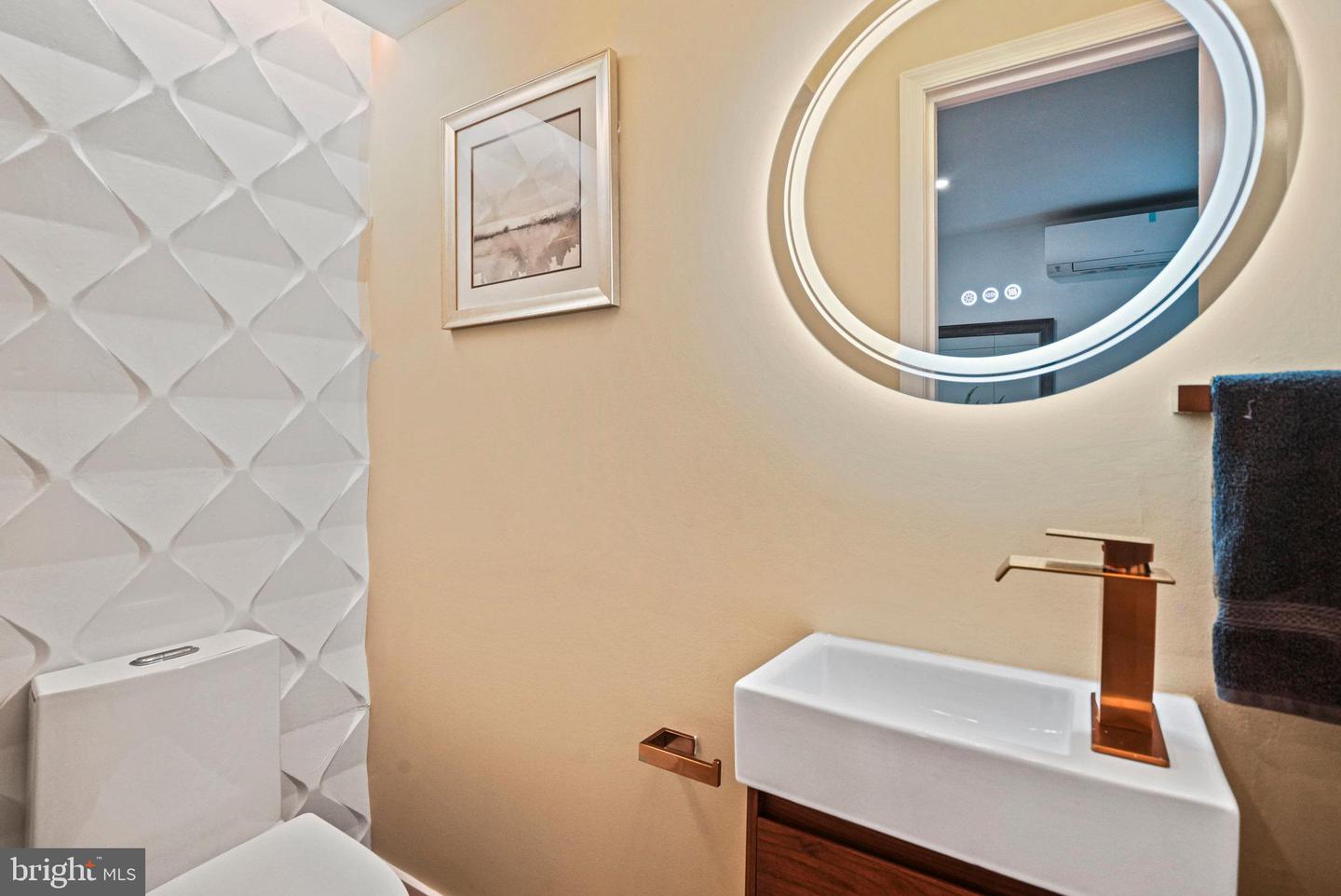 1845 CORCORAN ST NE, WASHINGTON, District Of Columbia 20002, 2 Bedrooms Bedrooms, ,1 BathroomBathrooms,Residential,For sale,1845 CORCORAN ST NE,DCDC2212780 MLS # DCDC2212780