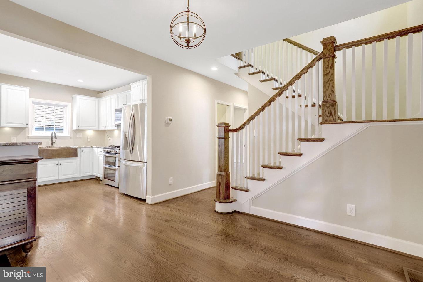 6940 CAVALIER TRL, FALLS CHURCH, Virginia 22042, 4 Bedrooms Bedrooms, ,4 BathroomsBathrooms,Residential,For sale,6940 CAVALIER TRL,VAFX2270158 MLS # VAFX2270158