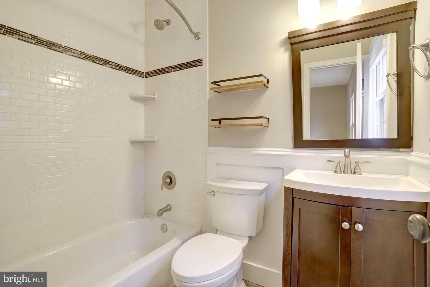 6940 CAVALIER TRL, FALLS CHURCH, Virginia 22042, 4 Bedrooms Bedrooms, ,4 BathroomsBathrooms,Residential,For sale,6940 CAVALIER TRL,VAFX2270158 MLS # VAFX2270158