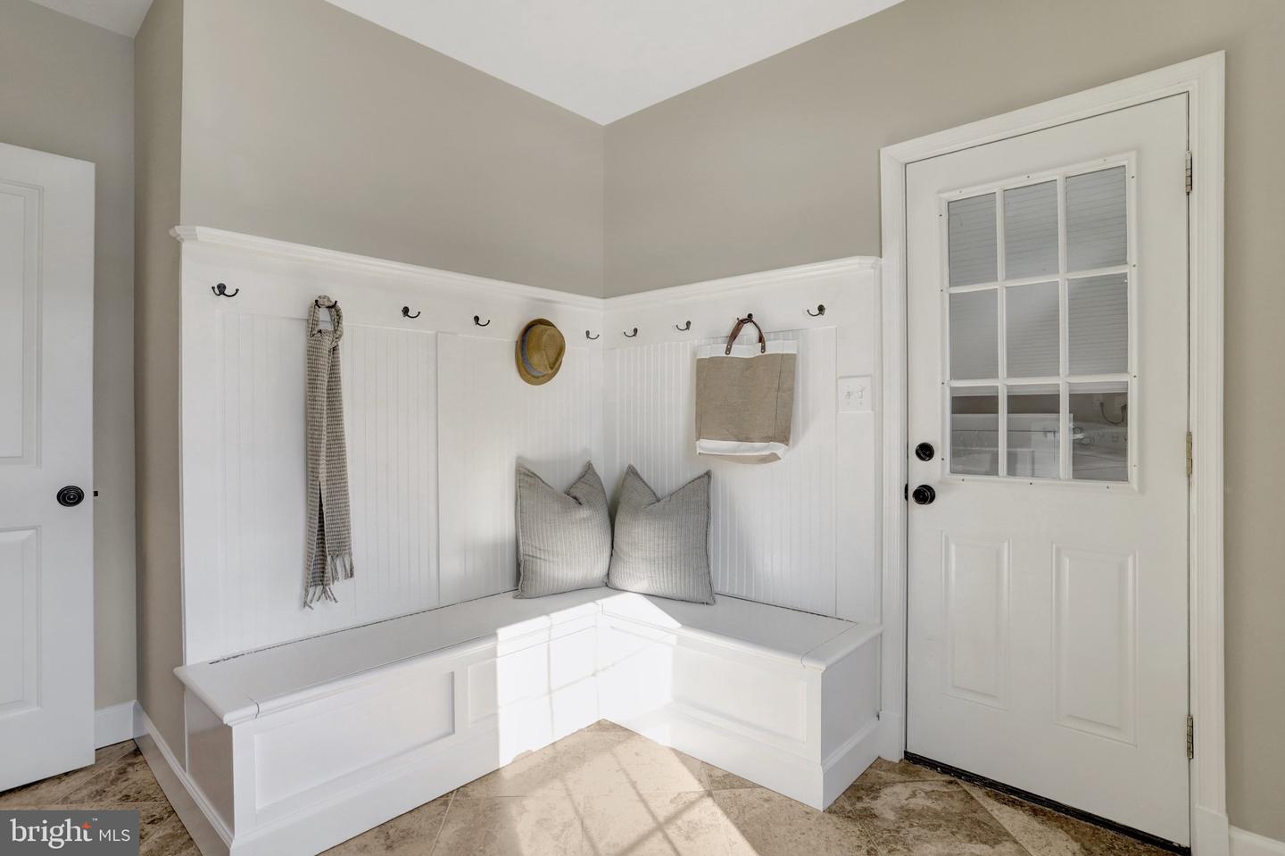 6940 CAVALIER TRL, FALLS CHURCH, Virginia 22042, 4 Bedrooms Bedrooms, ,4 BathroomsBathrooms,Residential,For sale,6940 CAVALIER TRL,VAFX2270158 MLS # VAFX2270158