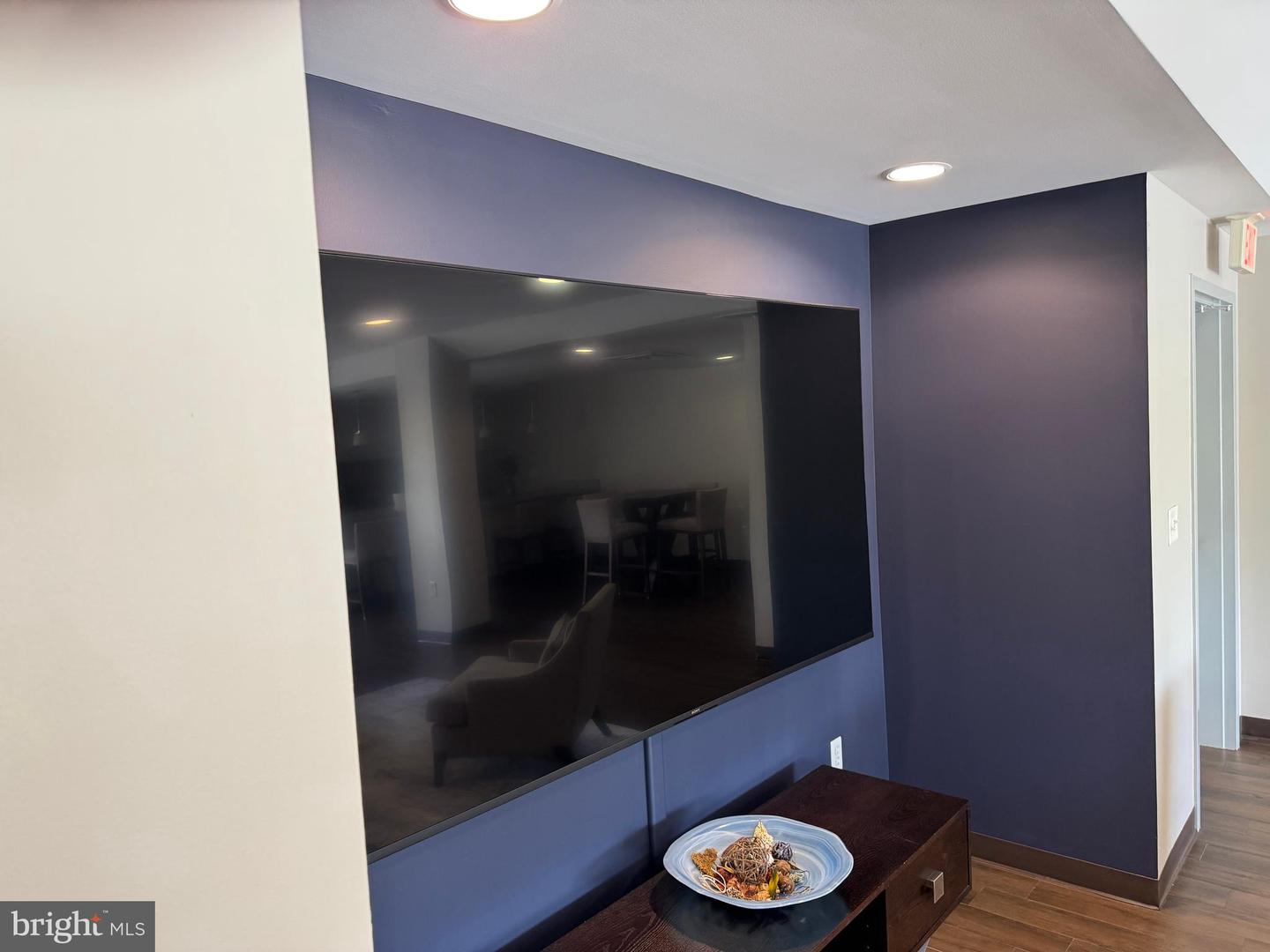 6301 EDSALL RD #102, ALEXANDRIA, Virginia 22312, 2 Bedrooms Bedrooms, ,2 BathroomsBathrooms,Residential,For sale,6301 EDSALL RD #102,VAFX2275306 MLS # VAFX2275306