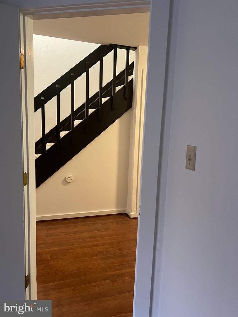 218 MISTY POINT LN, NEWPORT NEWS, Virginia 23603, 1 Bedroom Bedrooms, 9 Rooms Rooms,2 BathroomsBathrooms,Residential,For sale,218 MISTY POINT LN,VANN2000108 MLS # VANN2000108