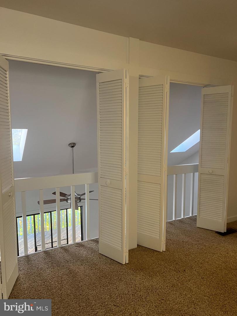 218 MISTY POINT LN, NEWPORT NEWS, Virginia 23603, 1 Bedroom Bedrooms, 9 Rooms Rooms,2 BathroomsBathrooms,Residential,For sale,218 MISTY POINT LN,VANN2000108 MLS # VANN2000108