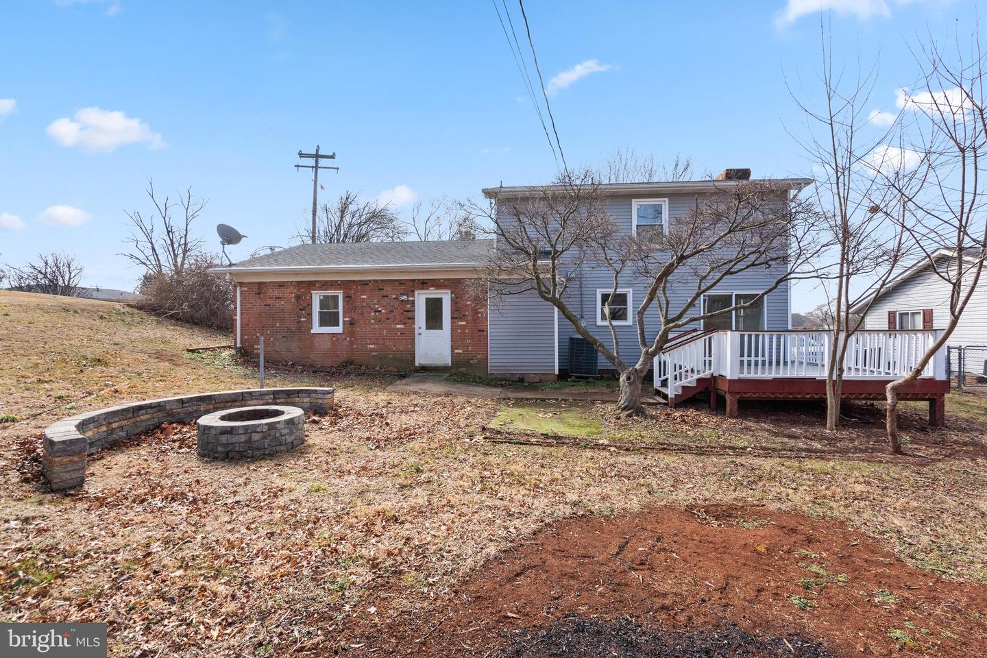 226 CHESTNUT DR, CULPEPER, Virginia 22701, 3 Bedrooms Bedrooms, ,2 BathroomsBathrooms,Residential,For sale,226 CHESTNUT DR,VACU2012004 MLS # VACU2012004