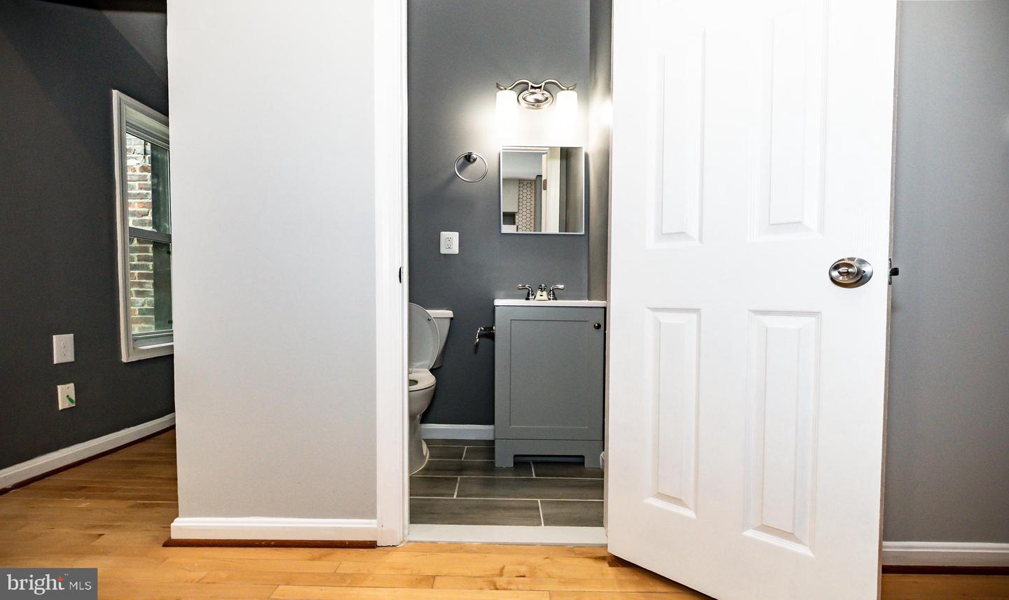 1427 NEW JERSEY AVE NW, WASHINGTON, District Of Columbia 20001, 4 Bedrooms Bedrooms, ,2 BathroomsBathrooms,Residential,For sale,1427 NEW JERSEY AVE NW,DCDC2231632 MLS # DCDC2231632