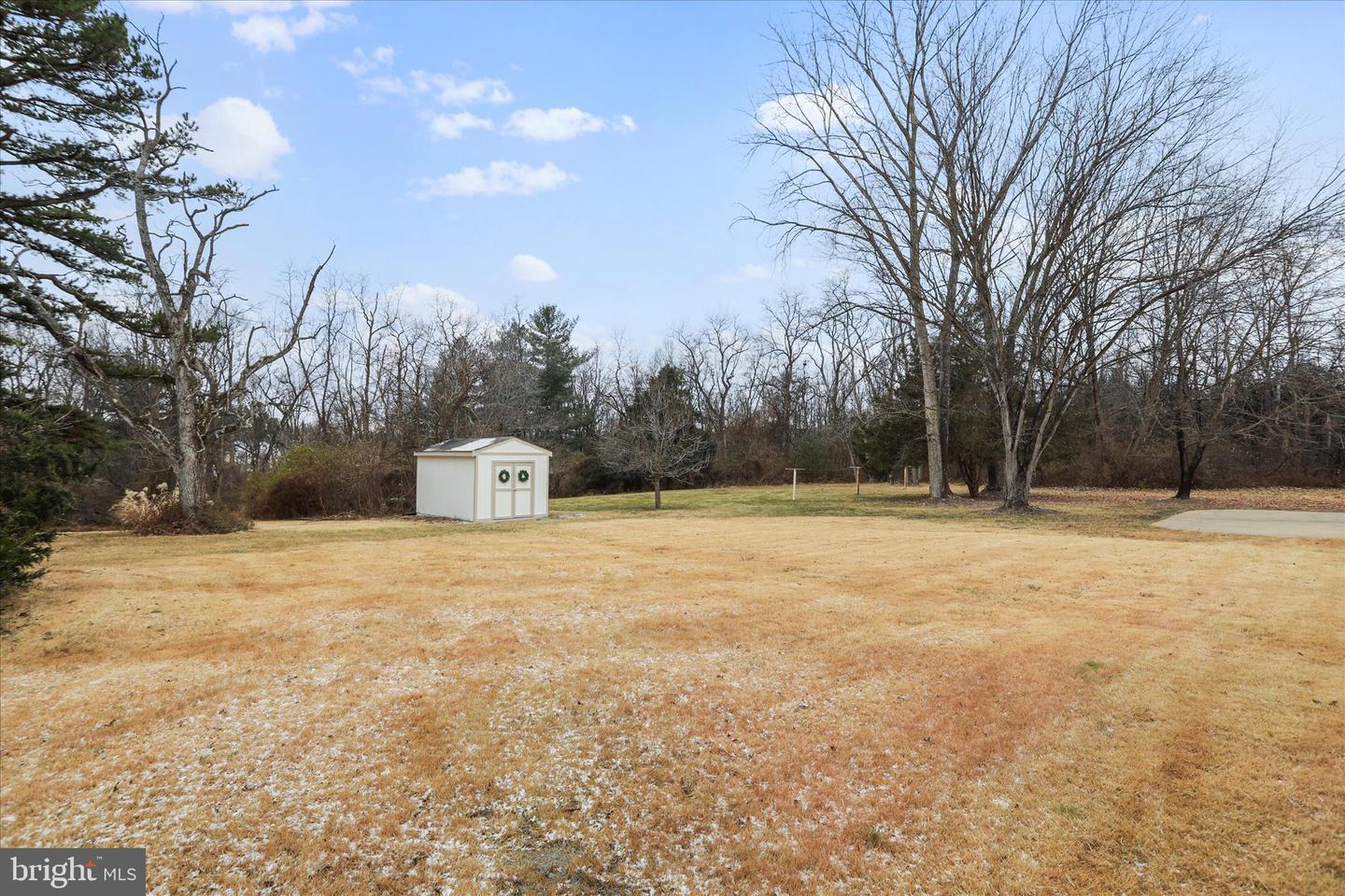 717 W LOCUST ST, WOODSTOCK, Virginia 22664, 5 Bedrooms Bedrooms, 14 Rooms Rooms,3 BathroomsBathrooms,Residential,For sale,717 W LOCUST ST,VASH2013080 MLS # VASH2013080