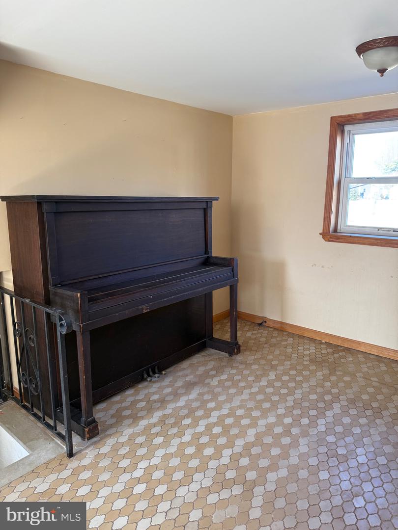 266 OSPREY, MONTROSS, Virginia 22520, 4 Bedrooms Bedrooms, ,1 BathroomBathrooms,Residential,For sale,266 OSPREY,VAWE2010250 MLS # VAWE2010250