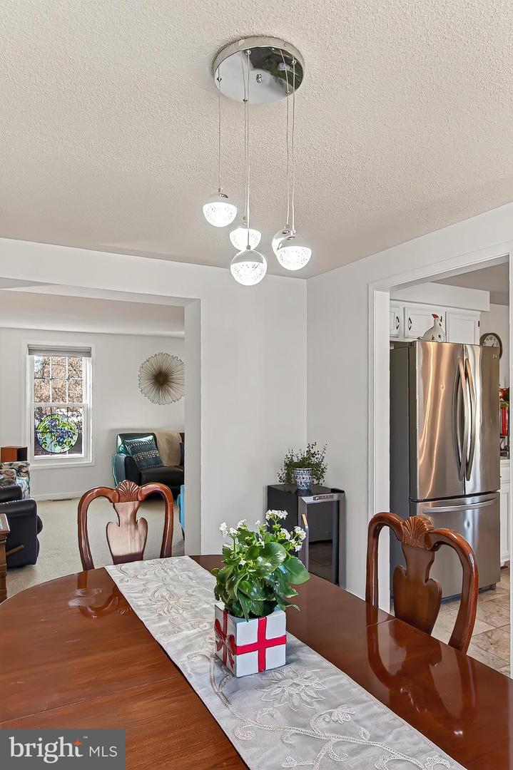 535 S LANCASTER ST, ARLINGTON, Virginia 22204, 4 Bedrooms Bedrooms, 9 Rooms Rooms,2 BathroomsBathrooms,Residential,For sale,535 S LANCASTER ST,VAAR2066984 MLS # VAAR2066984