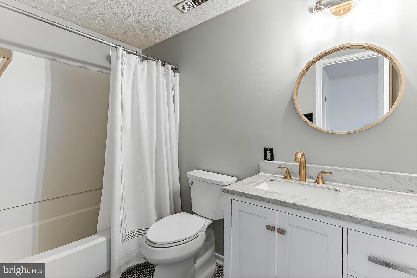 535 S LANCASTER ST, ARLINGTON, Virginia 22204, 4 Bedrooms Bedrooms, 9 Rooms Rooms,2 BathroomsBathrooms,Residential,For sale,535 S LANCASTER ST,VAAR2066984 MLS # VAAR2066984